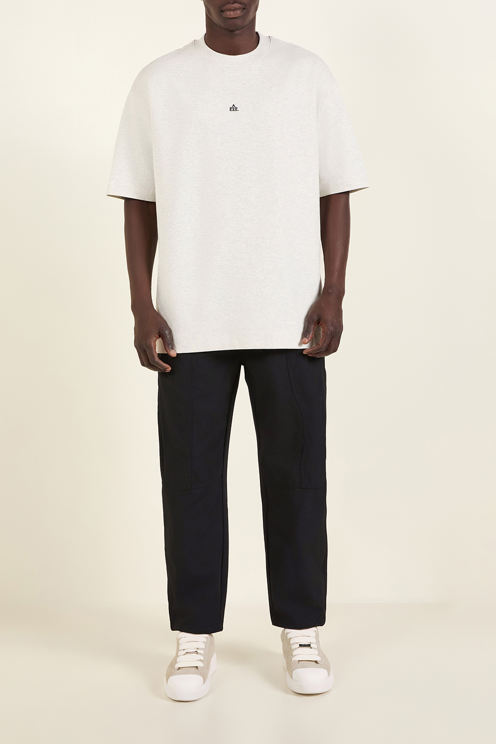 מכנסיים ארוכים